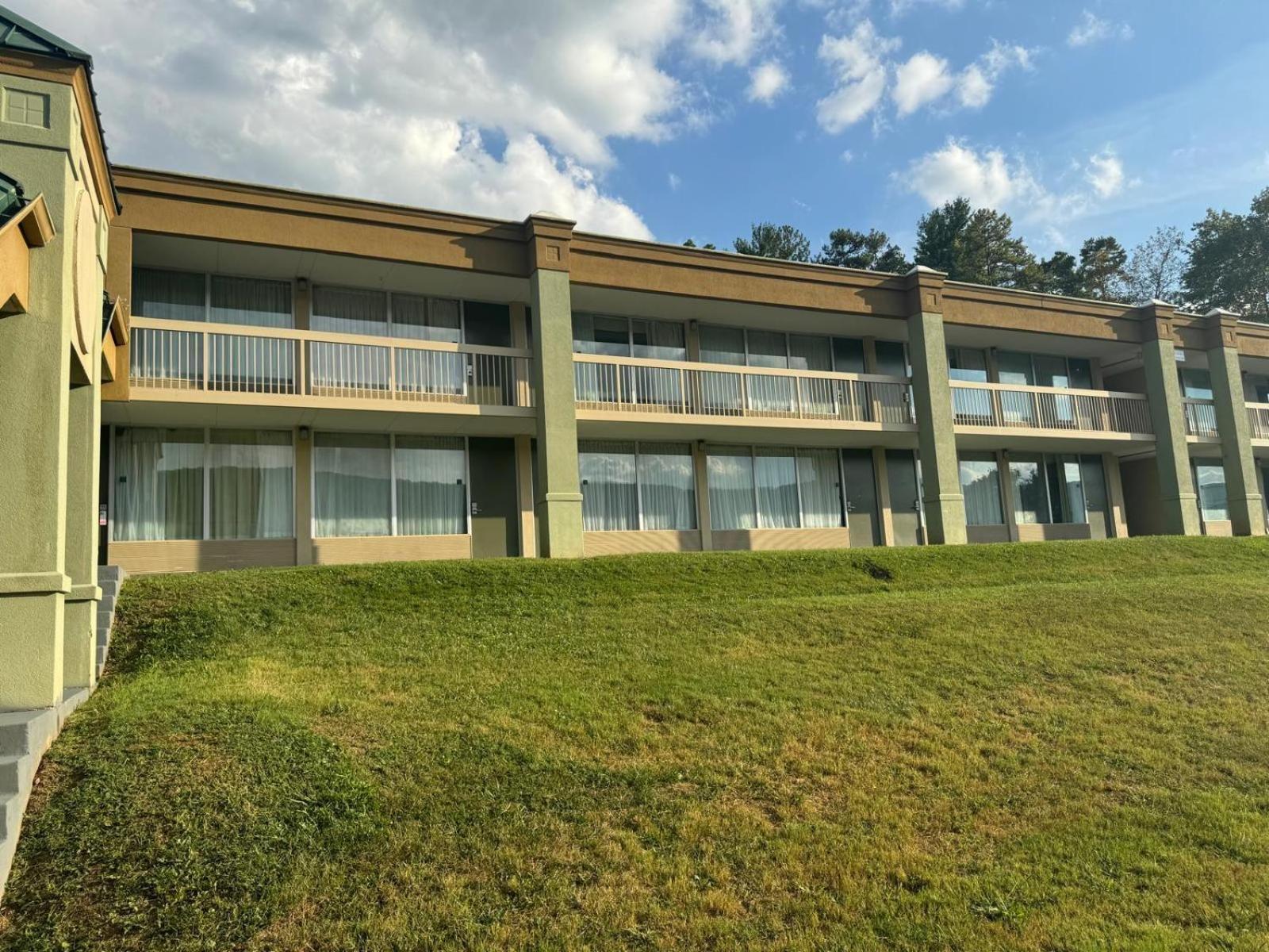 Quality Inn Harriman Εξωτερικό φωτογραφία